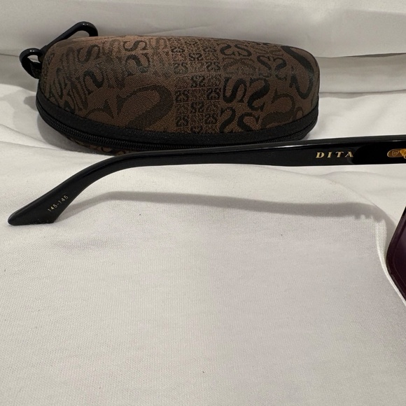 NEW! DITA SILICA DTS508-03-GLD-BLK; BLACK/GOLD W/GREY-BLACK FLASH LENS 100% AUTH - Picture 7 of 8